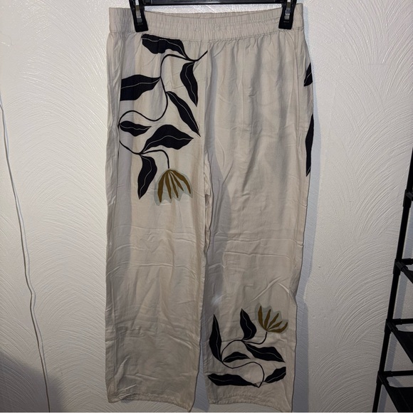 Anthropologie Kenzie Parrott Graphic Pajama Sleep Set Pants Bottoms Size M - Picture 5 of 6